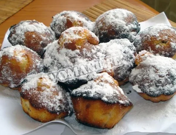 Кекси з родзинками у формочках