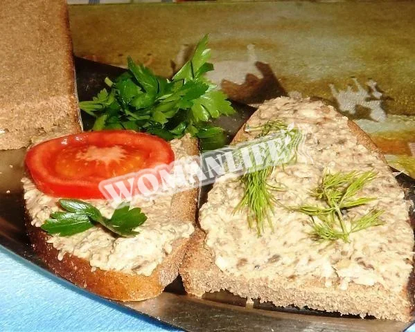 Смачні бутерброди з грибами