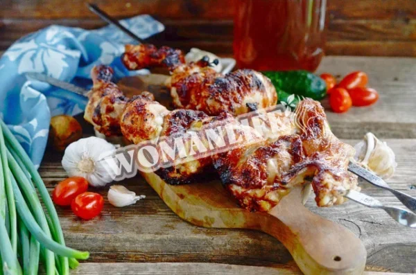 Курячий шашлик на мангалі