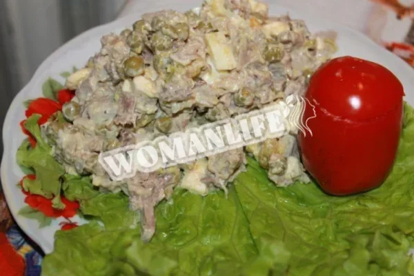 Салат з мови картопля зелений горошок