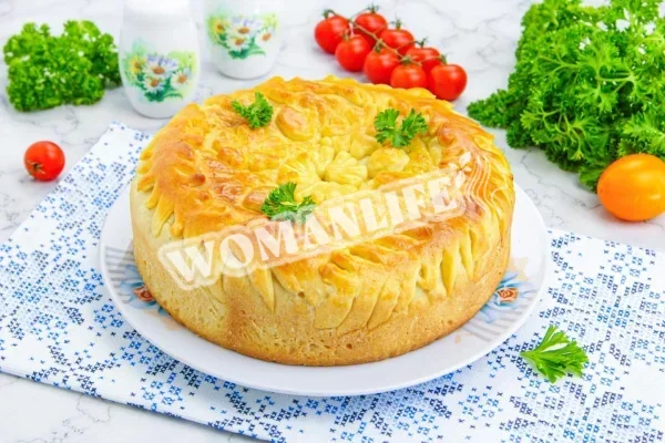 Пиріг з палтусом в духовці з дріжджового тіста