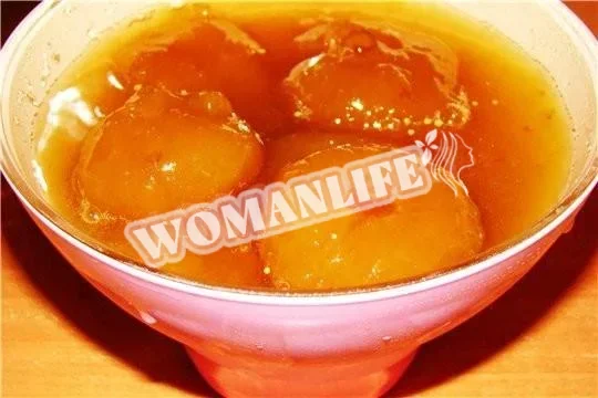 Варення з інжиру з горіхами та лимонами