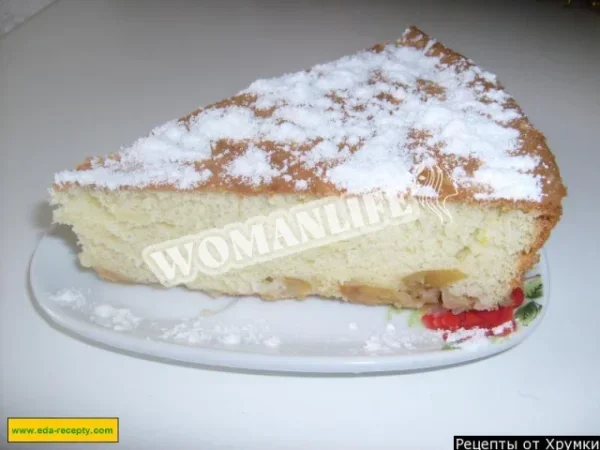 Бісквіт з яблуками