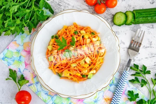 Салат курка кукурудза морква корейська огірок