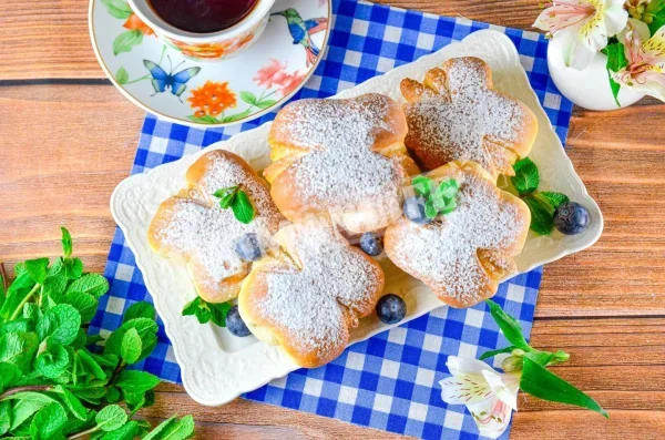 Булочки в хлібопічці з дріжджового тіста