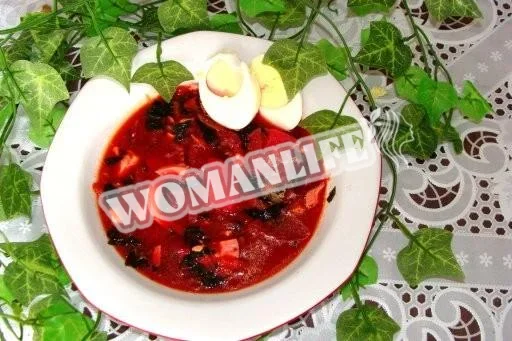 Борщ з кропиви