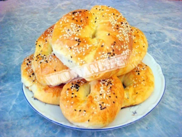 Турецькі булочки з маслом