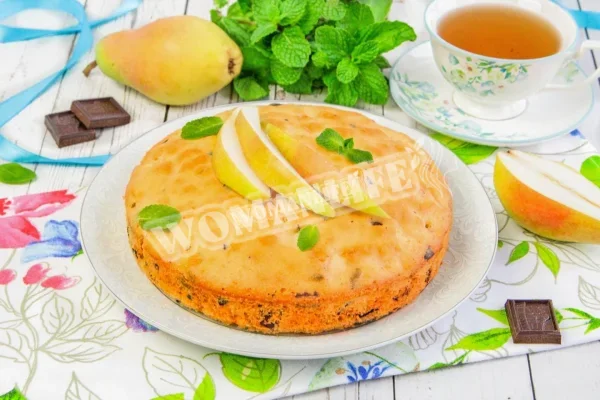 Грушевий пиріг в духовці