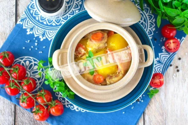 Печеня з куркою та картоплею
