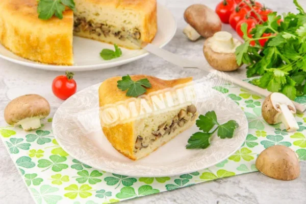 Заливний пиріг з грибами