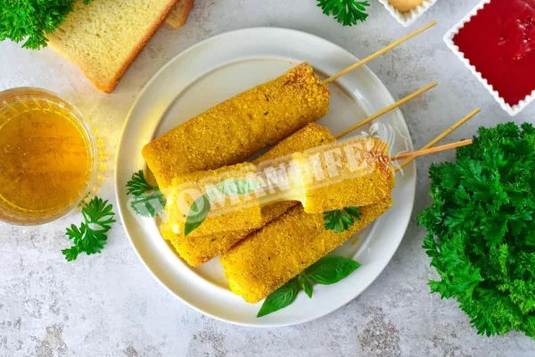 Кукурудзяний дог з сиром