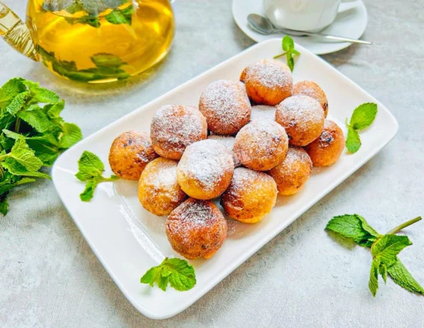 Сирні кульки з манкою