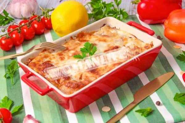 Лазанья з тіста філо з фаршем