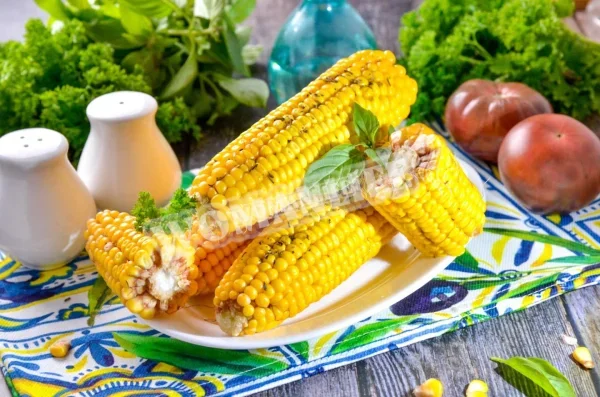 Кукурудза у фользі в духовці