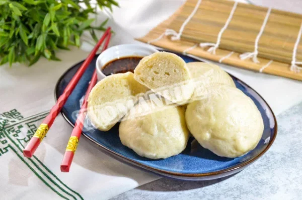 Китайські булочки манту на пару