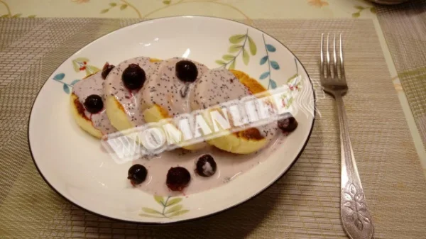 Сирники з рисовим борошном, обсмажені на сковороді