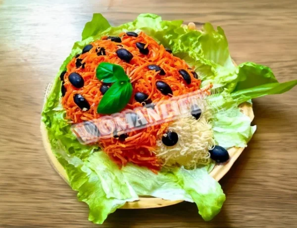 Салат «Їжачок» з копченою ковбасою і кукурудзою