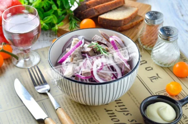Салат Чоловічі сльози з яловичиною