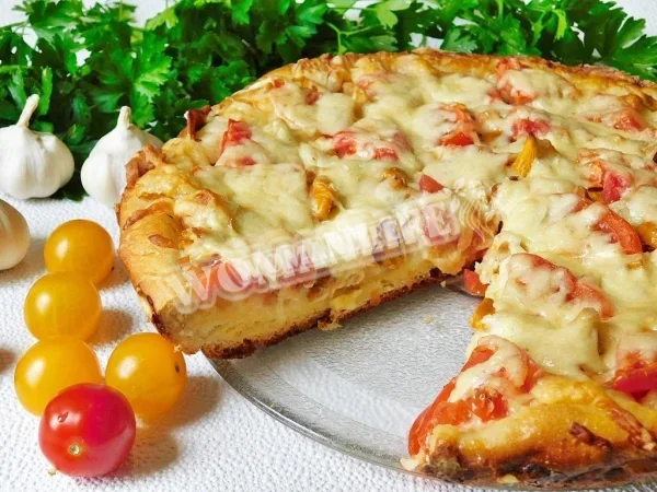 Піца без ковбаси з курячим філе