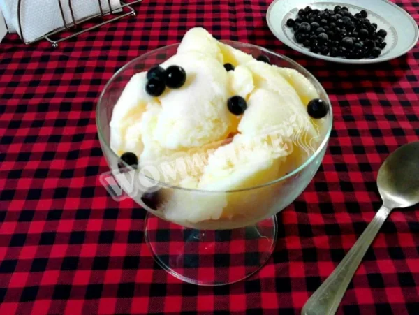 Морозиво з масла, молока і цукру