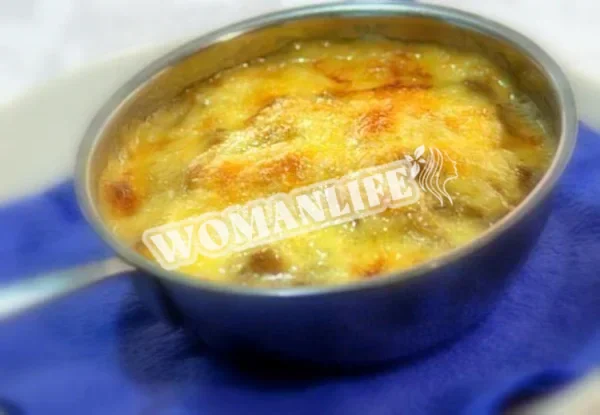 Жульєн з курячим філе і свіжими печерицями
