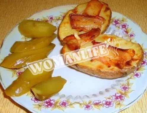 Картопля, запечена в духовці
