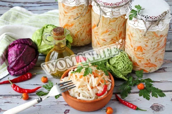 Капуста швидкого приготування з гарячим розсолом і оцтом