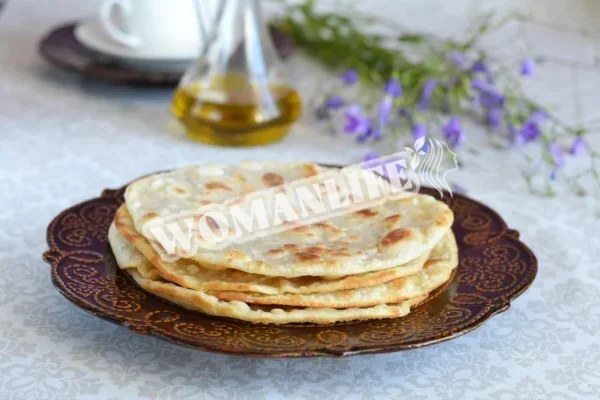 Хліб без начинки на сковороді