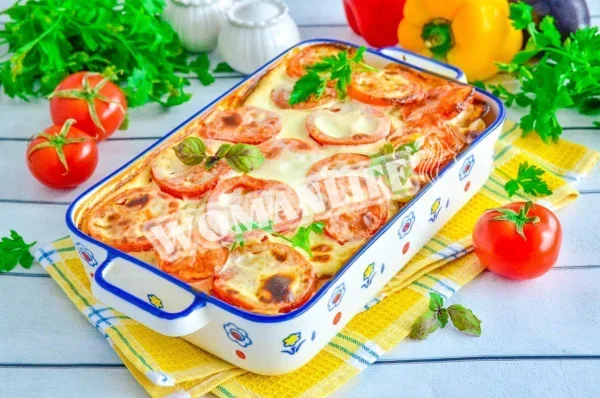 Мусака з баклажанами і картоплею і фаршем в духовці