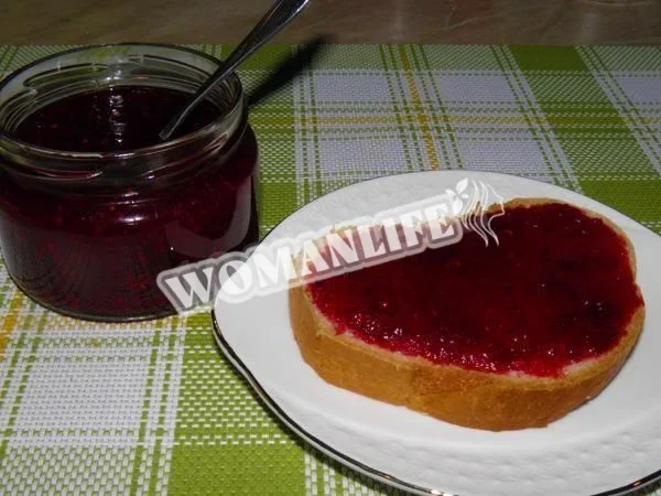 Солодка подрібнена журавлина