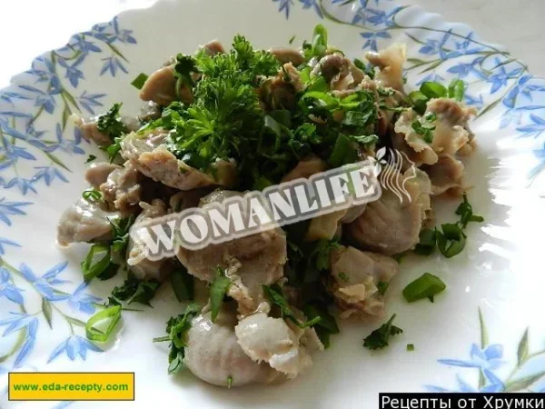 Курячі шлунки, тушковані з соєвим соусом