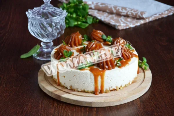Простий чізкейк без сиру з печивом