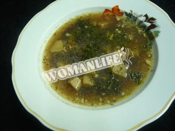 Пісний квасолевий суп з горіхами