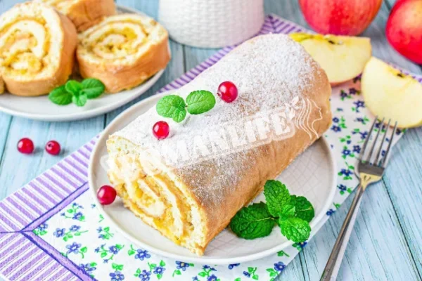 Яблучний рулет в духовці