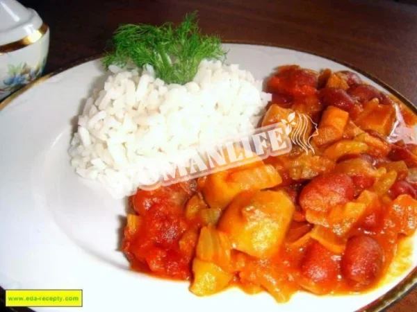 Гуляш з грибами, кропом, квасолею