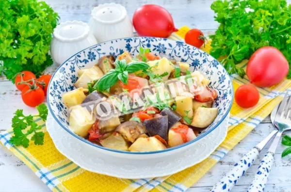 Овочеве рагу в мультиварці кабачки баклажани