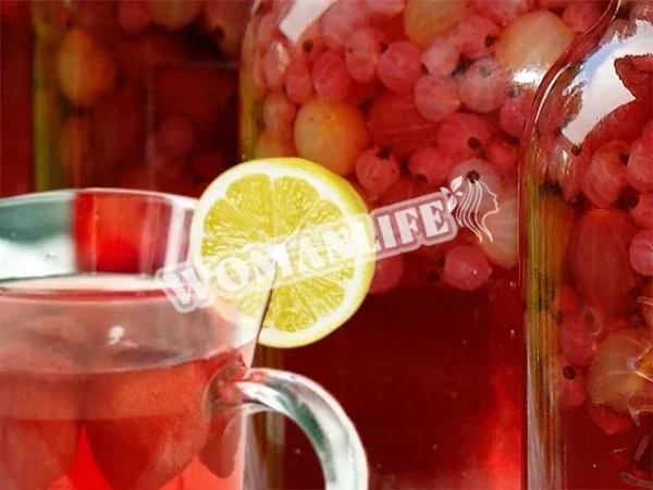 Компот з агрусу з інжиром