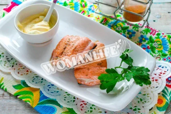 Сьомга на сковороді