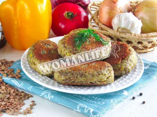 Пісні котлети з сочевиці