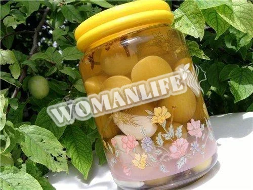 Алича маринована