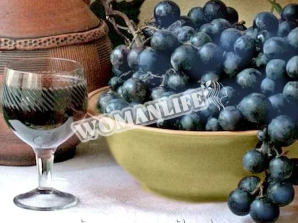 Домашнє синє виноградне вино
