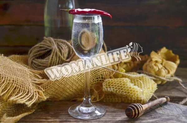 Самогон з меду в домашніх умовах