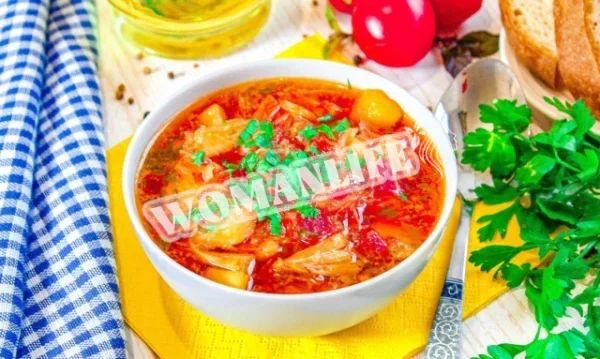 Борщ з картоплею
