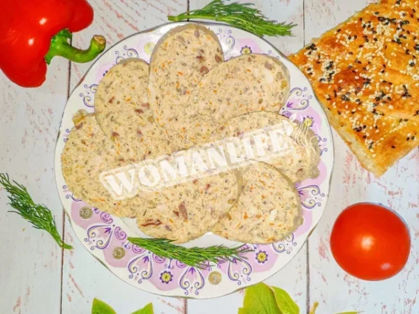 Домашня ковбаска з курячої грудки