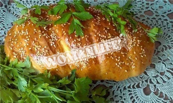 Буханці домашнього хліба