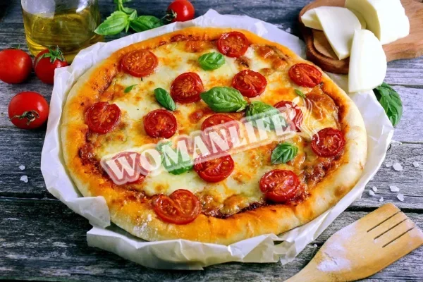 Піца Маргарита по-домашньому класична