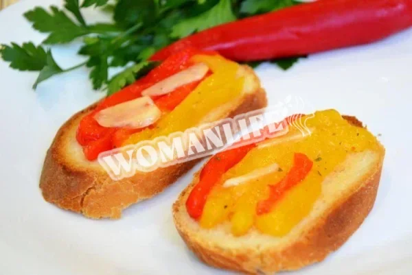 Маринований запечений перець
