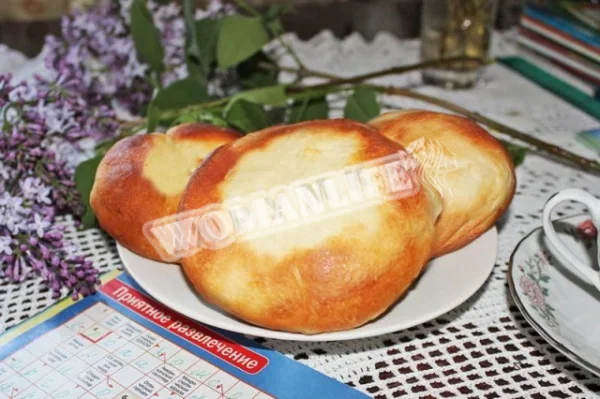 Шанежки шаньги зі сметаною