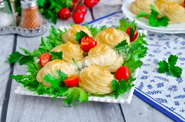 Картопляне пюре, запечене в духовці з сиром