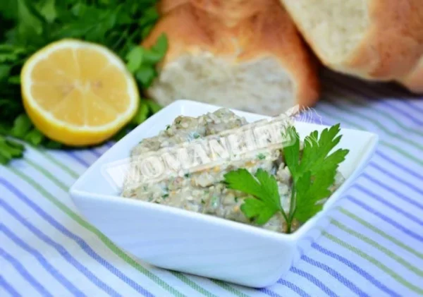 Турецька закуска з баклажанів Patlican ezmesi